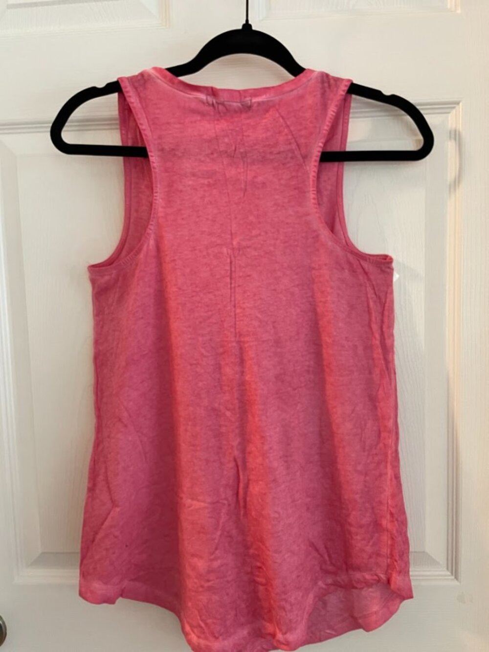 Surf Style Tank - Picture 2 of 3